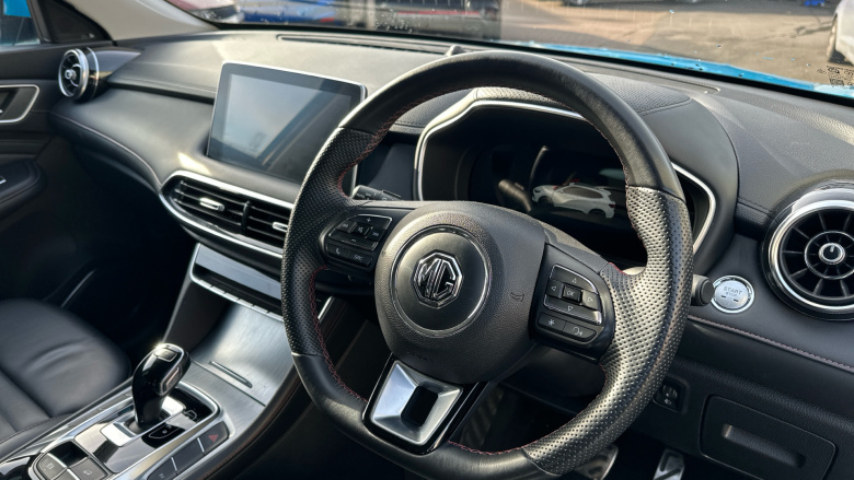 MG HS 1.5 T-GDI PHEV Trophy 5dr Auto Hatchback